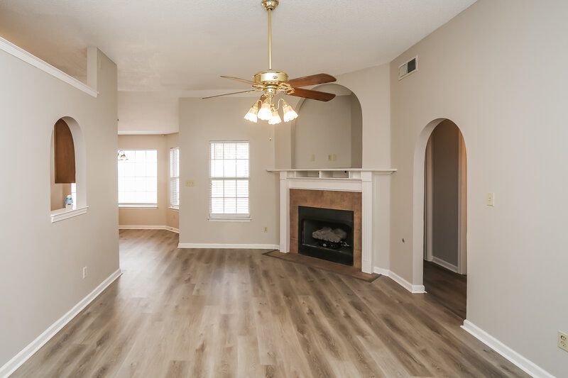 1,690/Mo, 8728 Cat Tail Dr Southaven, MS 38671 Living Room View 2