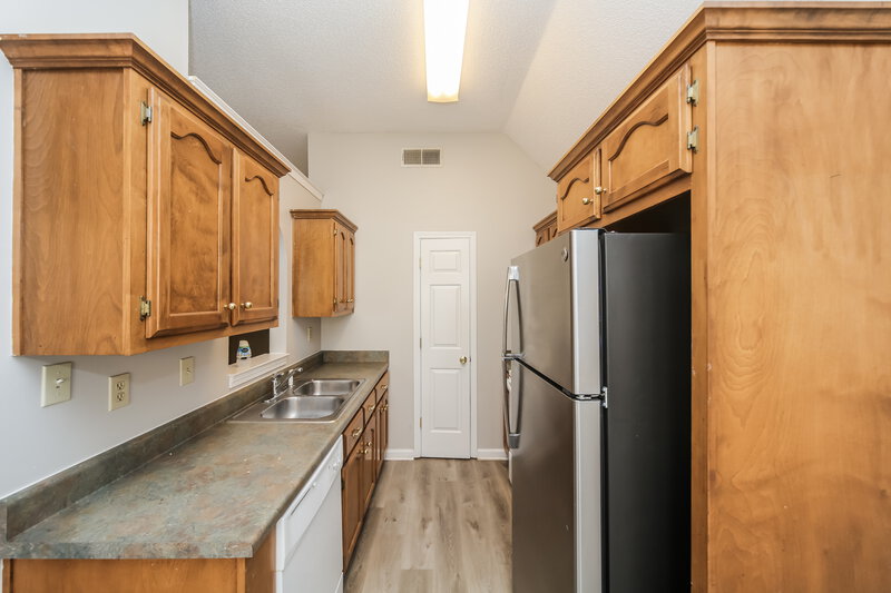 1,690/Mo, 8728 Cat Tail Dr Southaven, MS 38671 Kitchen View