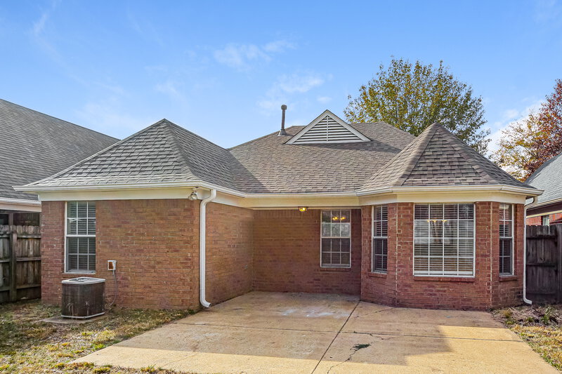 1,690/Mo, 8728 Cat Tail Dr Southaven, MS 38671 Rear View