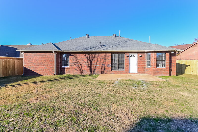 1,860/Mo, 10873 E Ridge Dr Olive Branch, MS 38654 Rear View