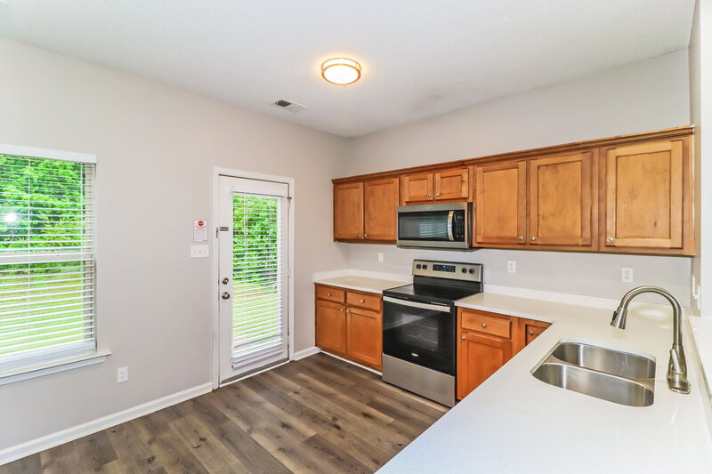 2,095/Mo, 8429 Wild Dune Ln Bartlett, TN 38002 Kitchen View 2