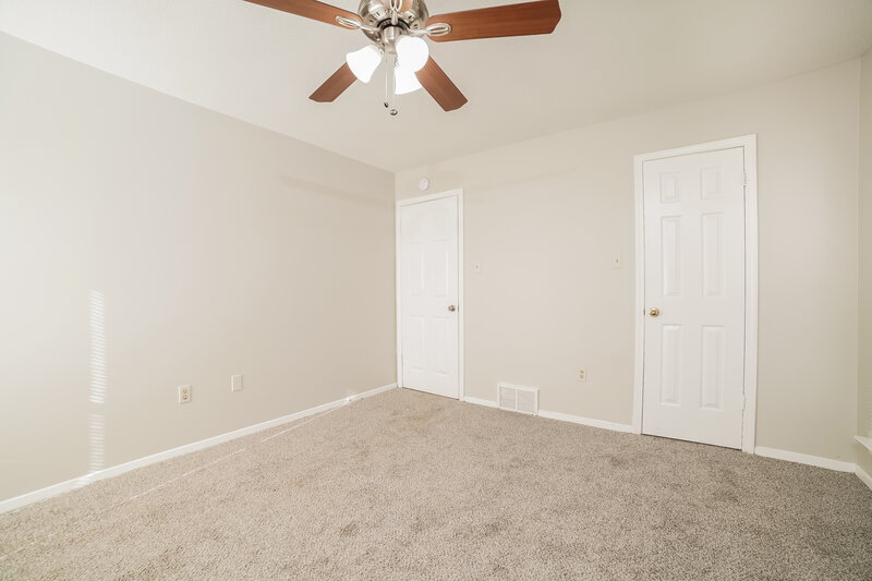 2,030/Mo, 3409 Laurelwood St Horn Lake, MS 38637 Main Bedroom View 2