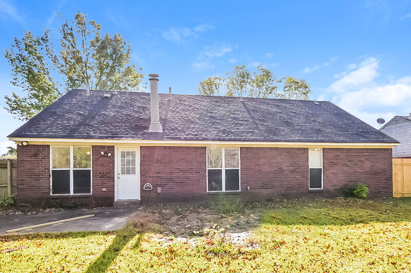 1,470/Mo, 7301 Dunbarton Dr Horn Lake, MS 38637 Rear View