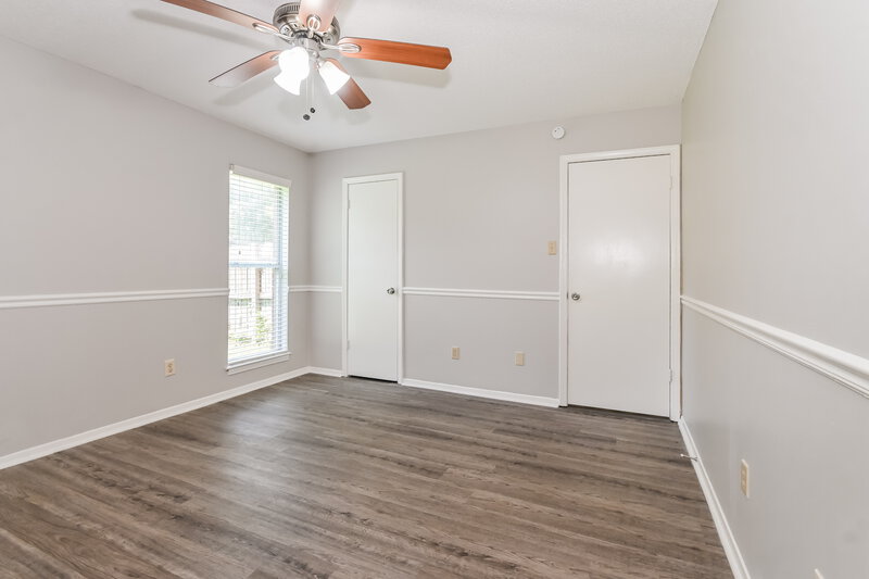 1,385/Mo, 3655 Corsica Dr Horn Lake, MS 38637 Main Bedroom View 2