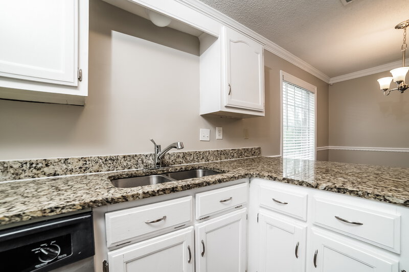 1,665/Mo, 9862 Allen Pkwy S Olive Branch, MS 38654 Kitchen View
