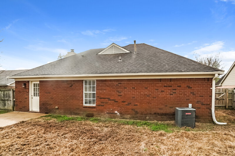 1,665/Mo, 9862 Allen Pkwy S Olive Branch, MS 38654 Rear View 2