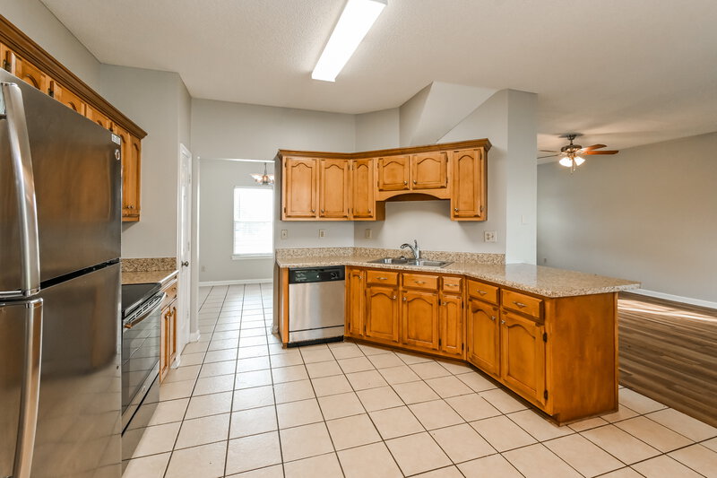 2,010/Mo, 9213 Gavin Dr Olive Branch, MS 38654 Kitchen View