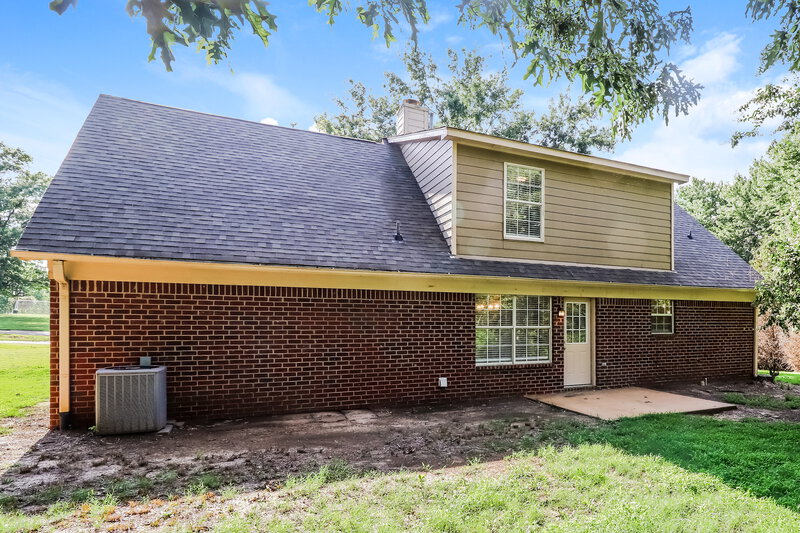1,965/Mo, 7444 Holly Grove Dr Olive Branch, MS 38654 Rear View