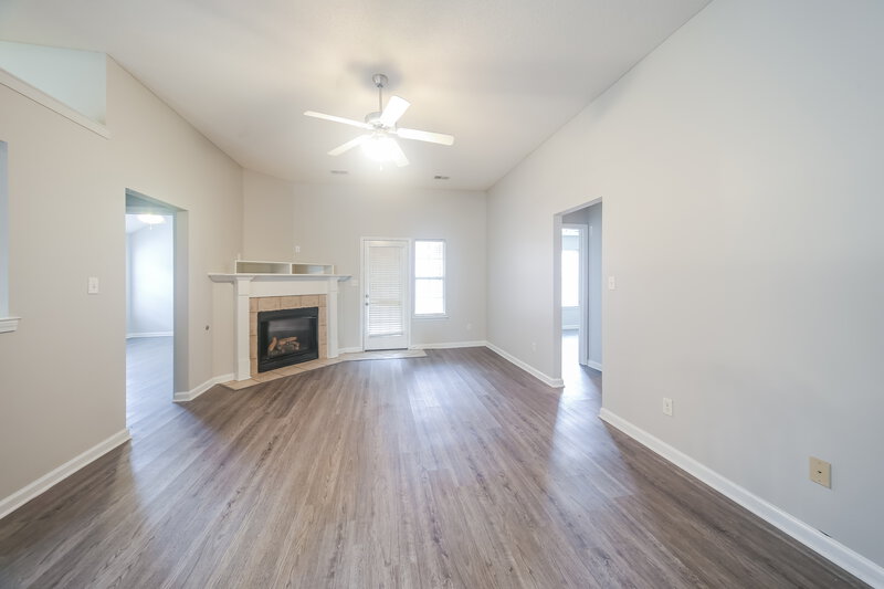 1,705/Mo, 9885 Stage Run Dr Olive Branch, MS 38654 Living Room View