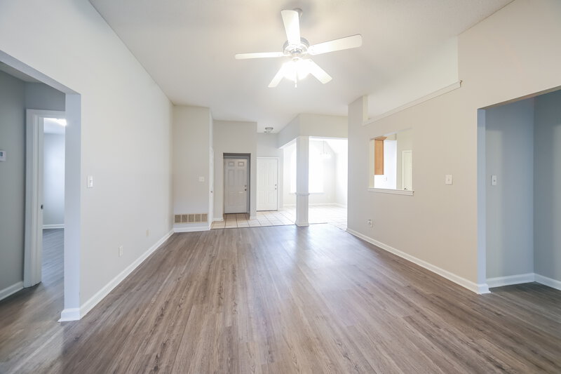 1,705/Mo, 9885 Stage Run Dr Olive Branch, MS 38654 Living Room View 3