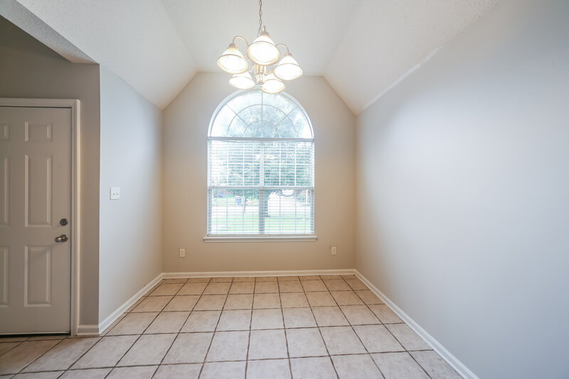 1,705/Mo, 9885 Stage Run Dr Olive Branch, MS 38654 Dining Room View