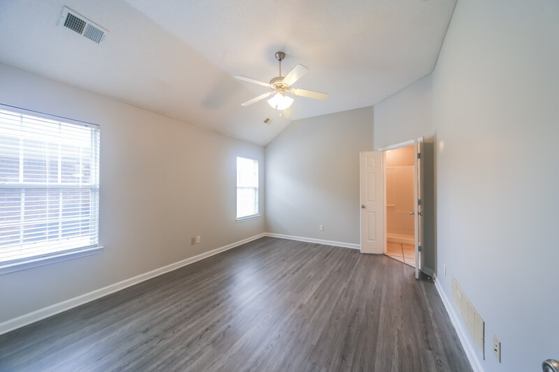 1,705/Mo, 9885 Stage Run Dr Olive Branch, MS 38654 Main Bedroom View