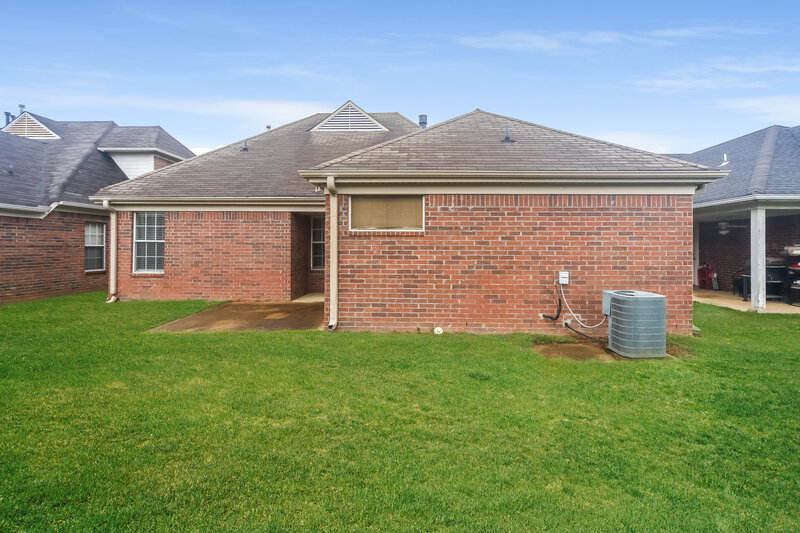1,705/Mo, 9885 Stage Run Dr Olive Branch, MS 38654 Rear View