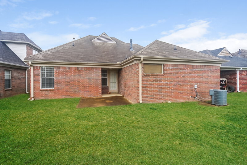 1,705/Mo, 9885 Stage Run Dr Olive Branch, MS 38654 Rear View 2