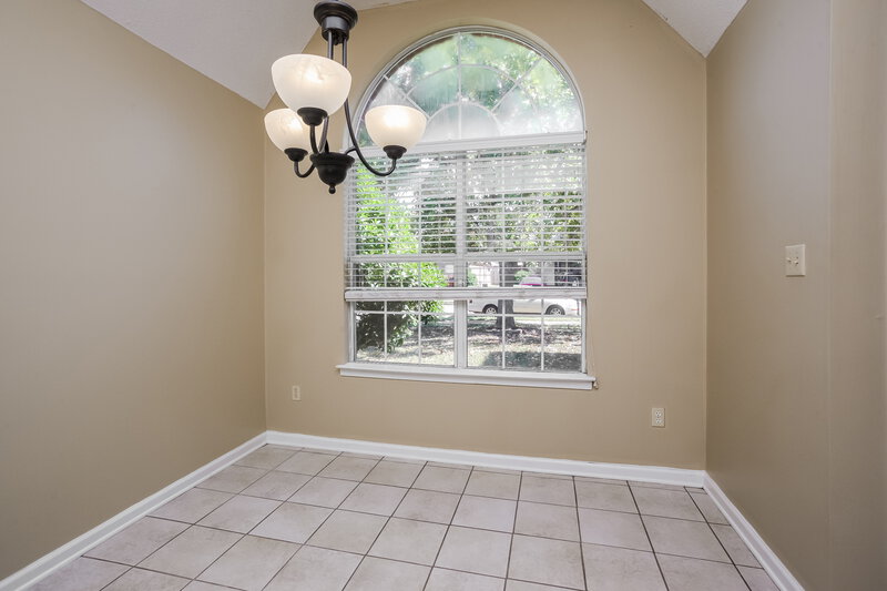1,695/Mo, 8207 Crosspointe Dr Olive Branch, MS 38654 Dining Room View