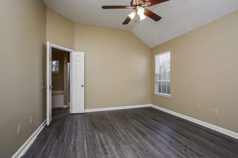 1,695/Mo, 8207 Crosspointe Dr Olive Branch, MS 38654 Main Bedroom View 2