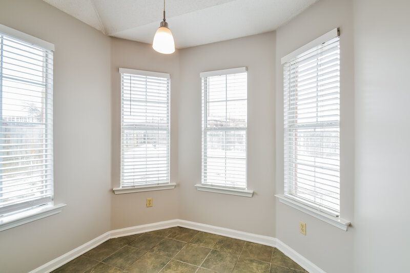 1,700/Mo, 10267 Fox Hunt Dr Olive Branch, MS 38654 Breakfast Nook View