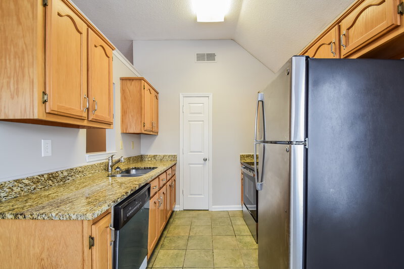 1,700/Mo, 10267 Fox Hunt Dr Olive Branch, MS 38654 Kitchen View