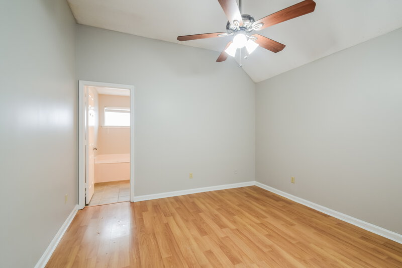 1,700/Mo, 10267 Fox Hunt Dr Olive Branch, MS 38654 Main Bedroom View 2