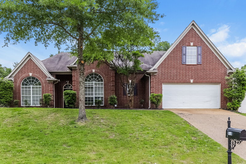 2,240/Mo, 1391 Shetland Dr Southaven, MS 38671 External View