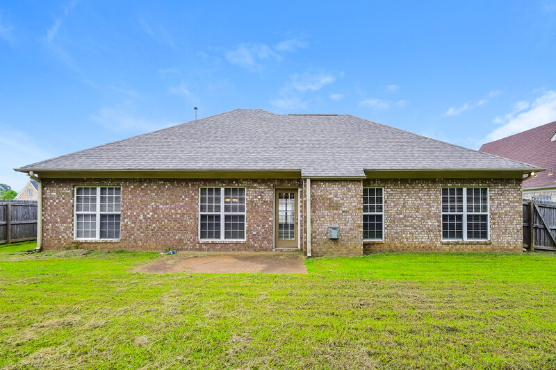 1,840/Mo, 8359 Windsor Ln Southaven, MS 38672 Rear View