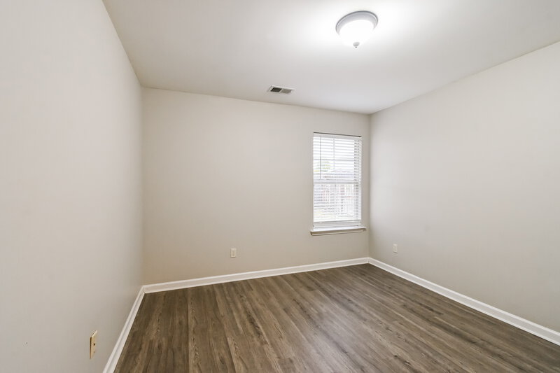 2,195/Mo, 5690 Bedford Loop W Southaven, MS 38672 Bedroom View 3