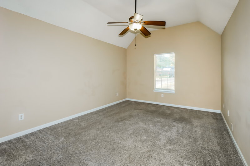 1,740/Mo, 6916 Fox Briar Cove Walls, MS 38680 Main Bedroom View