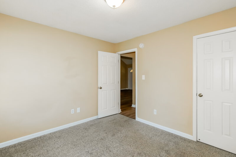 1,740/Mo, 6916 Fox Briar Cove Walls, MS 38680 Bedroom View