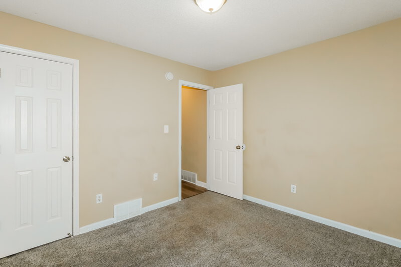 1,740/Mo, 6916 Fox Briar Cove Walls, MS 38680 Bedroom View 3
