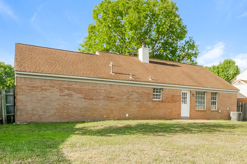 1,740/Mo, 6916 Fox Briar Cove Walls, MS 38680 Rear View 2
