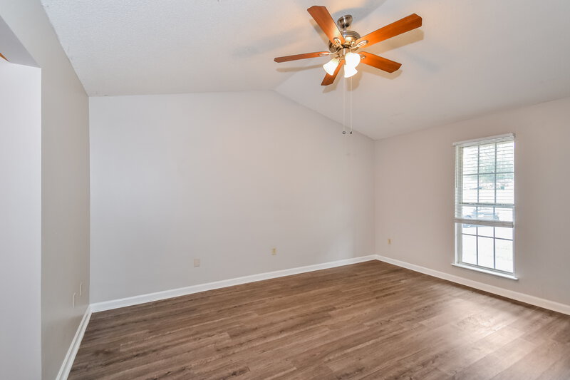 1,565/Mo, 6845 Dunbarton Dr Horn Lake, MS 38637 Main Bedroom View