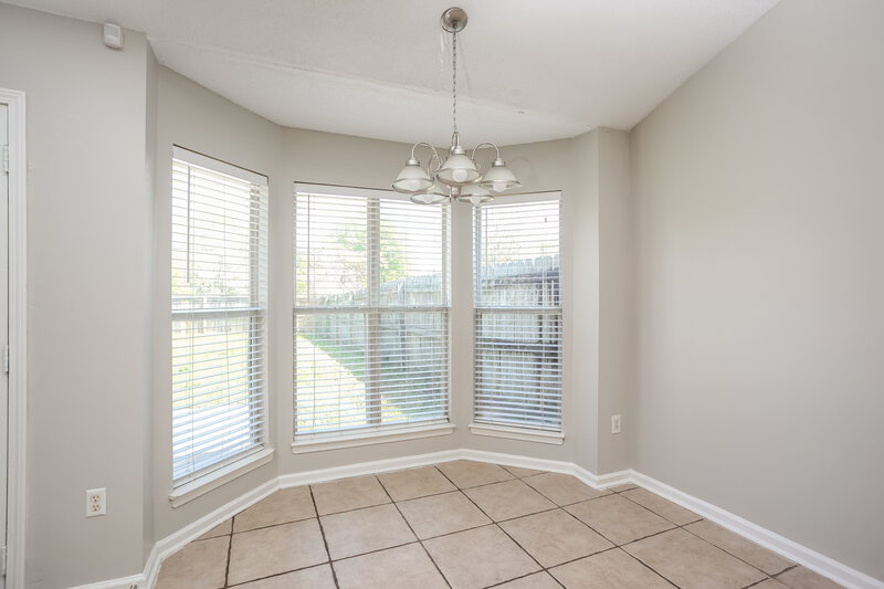 1,725/Mo, 6740 Hunters Crossing Horn Lake, MS 38637 Dining Room View