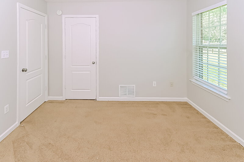 1,690/Mo, 7438 Crystal Dr Horn Lake, MS 38637 Bedroom View 4