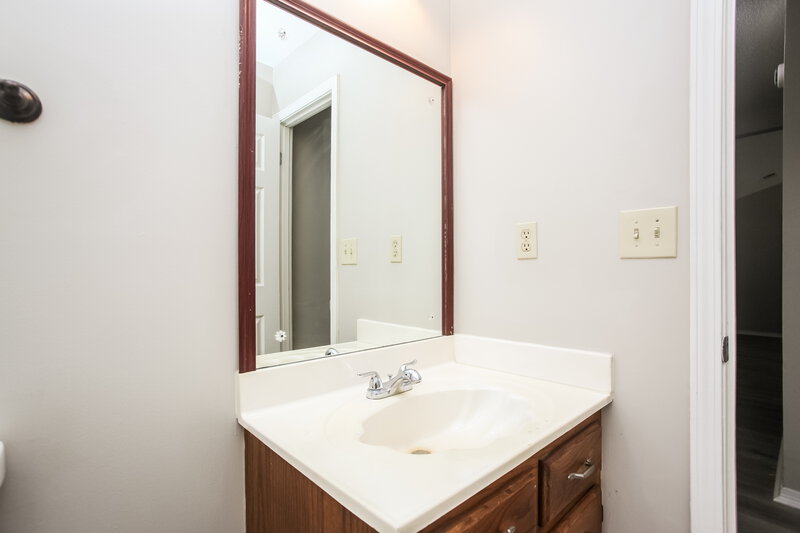 1,620/Mo, 6825 Dunbarton Dr Horn Lake, MS 38637 Bathroom View