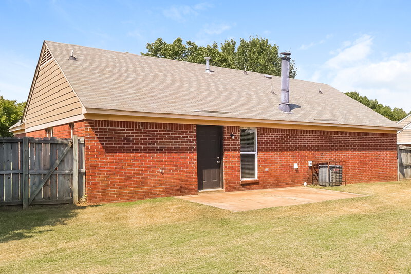1,455/Mo, 4153 Anderton Blvd Horn Lake, MS 38637 Rear View