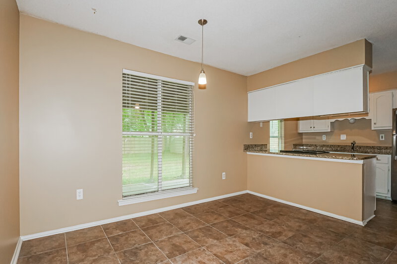 1,580/Mo, 6635 Dunbarton Dr Horn Lake, MS 38637 Dining Room View