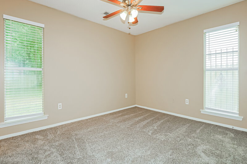 1,580/Mo, 6635 Dunbarton Dr Horn Lake, MS 38637 Main Bedroom View