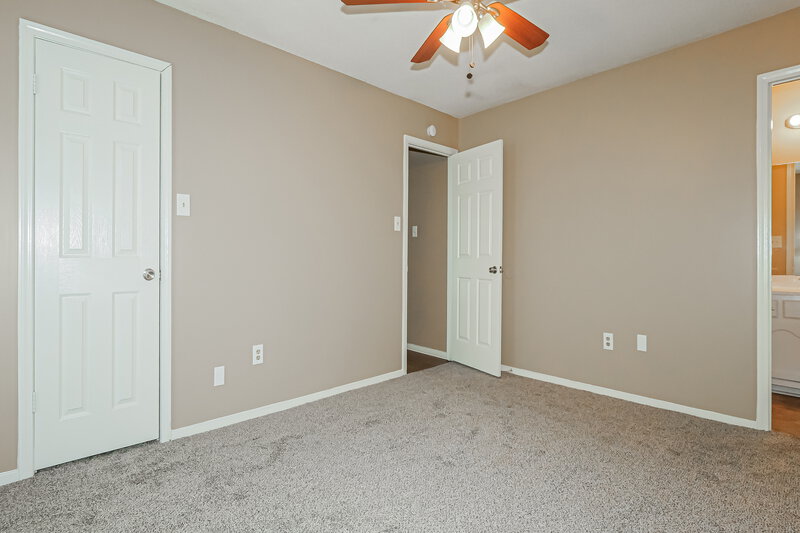 1,580/Mo, 6635 Dunbarton Dr Horn Lake, MS 38637 Main Bedroom View 2