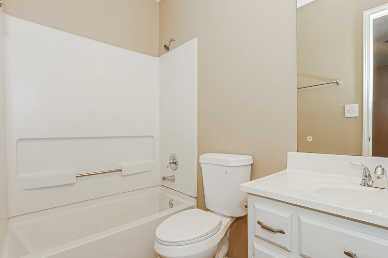 1,580/Mo, 6635 Dunbarton Dr Horn Lake, MS 38637 Bathroom View