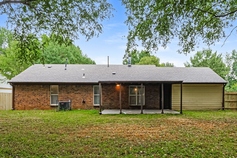 1,580/Mo, 6635 Dunbarton Dr Horn Lake, MS 38637 Rear View