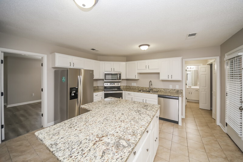2,930/Mo, 7228 Hunters Horn Dr Olive Branch, MS 38654 Kitchen View 2