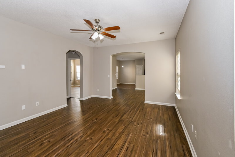 1,805/Mo, 9915 White Poplar Dr Olive Branch, MS 38654 Living Room View