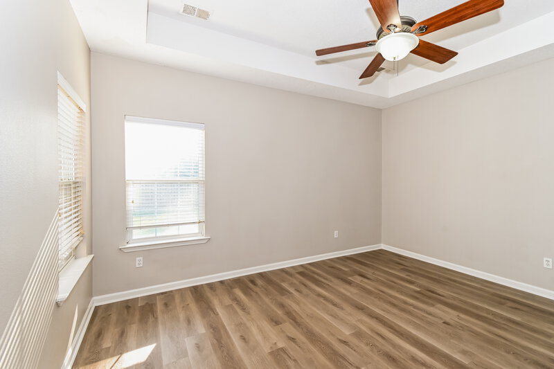 1,805/Mo, 9915 White Poplar Dr Olive Branch, MS 38654 Main Bedroom View 2