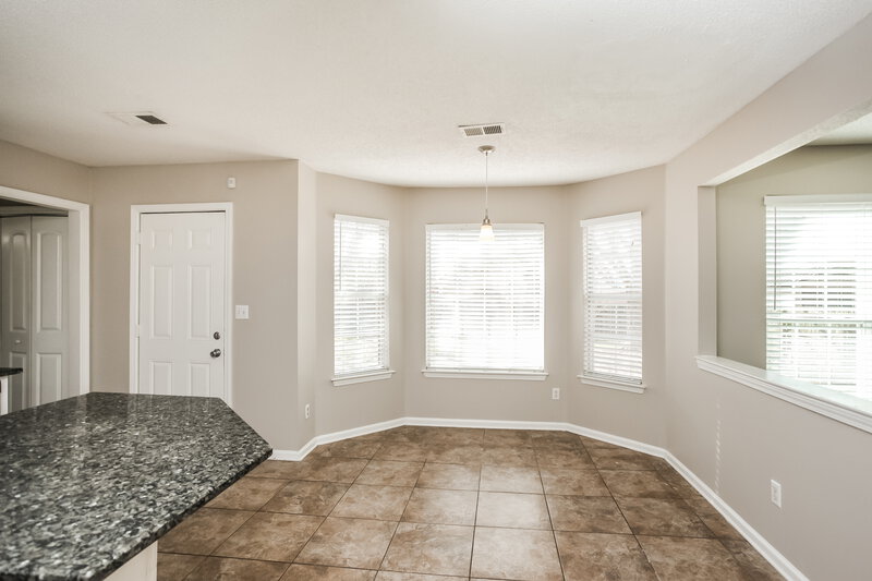 2,090/Mo, 7195 Hunters Forest Drive Olive Branch, MS 38654 Breakfast Nook View