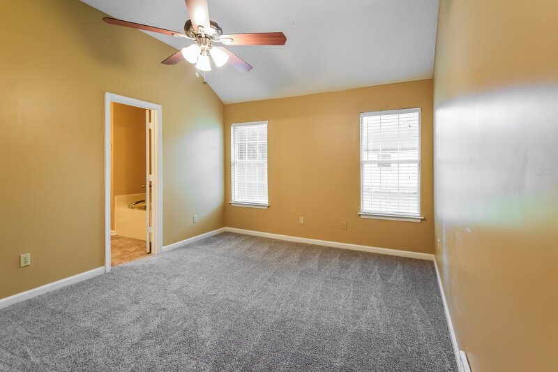 1,935/Mo, 6020 Oak Ridge Dr Olive Branch, MS 38654 Main Bedroom View