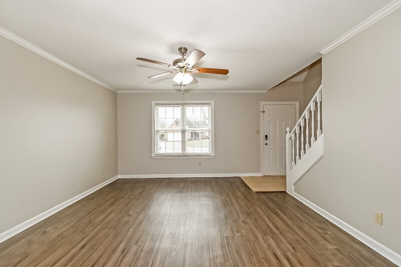 2,060/Mo, 10020 Fox Chase Dr Olive Branch, MS 38654 Living Room View 2