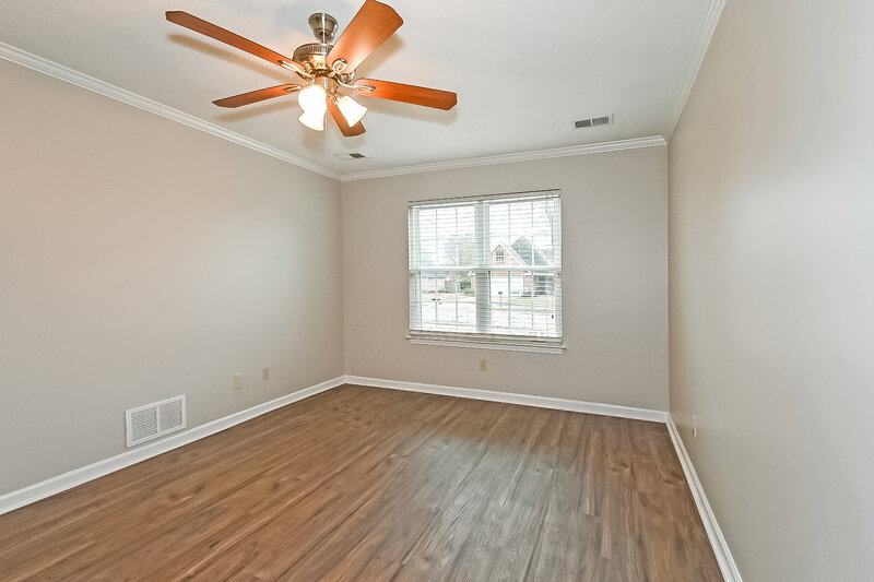 2,060/Mo, 10020 Fox Chase Dr Olive Branch, MS 38654 Main Bedroom View 2