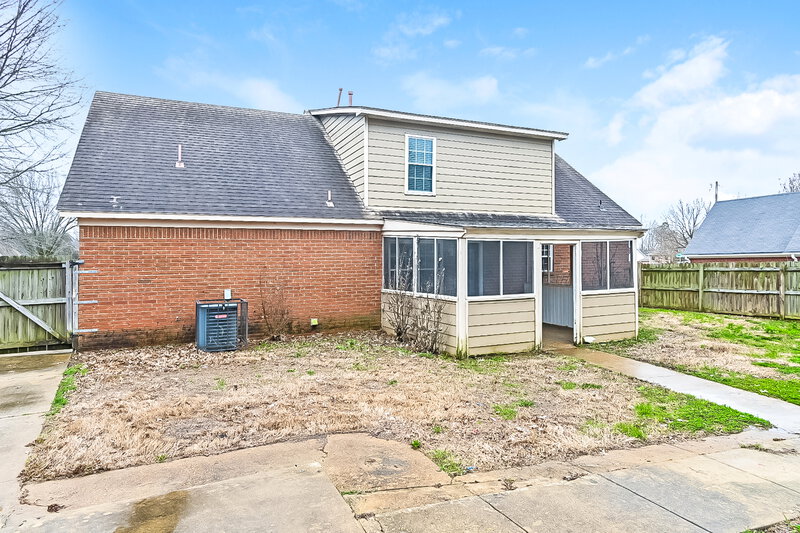 2,060/Mo, 10020 Fox Chase Dr Olive Branch, MS 38654 Rear View