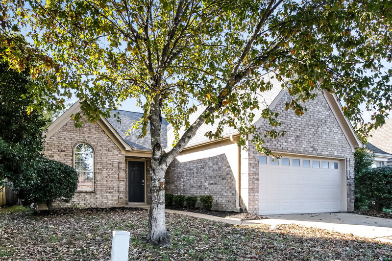 1,960/Mo, 8995 William Paul Dr Olive Branch, MS 38654 Front View