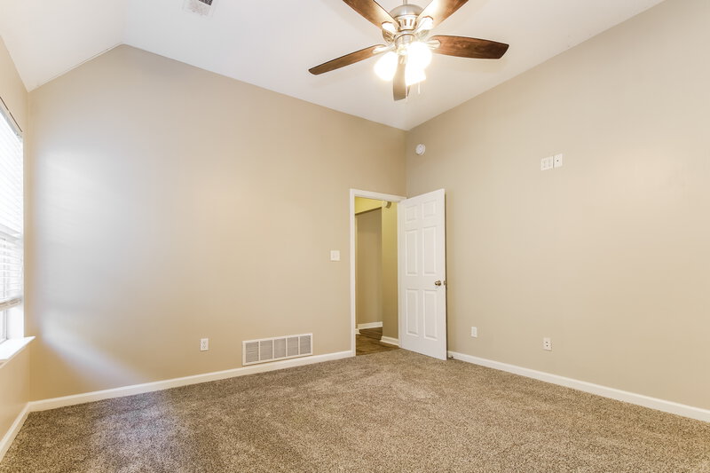 1,960/Mo, 8995 William Paul Dr Olive Branch, MS 38654 Bedroom View